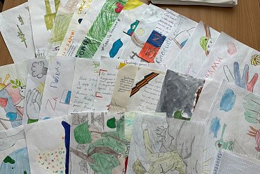 Ребята из Первомайского района подготовили письма и рисунки для земляков-участников СВО